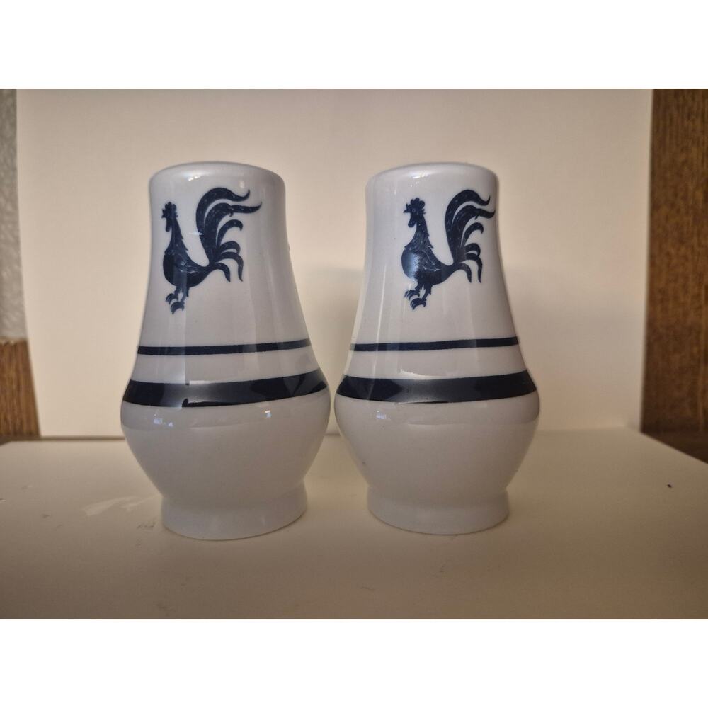 Rooster Salt and Pepper Shakers